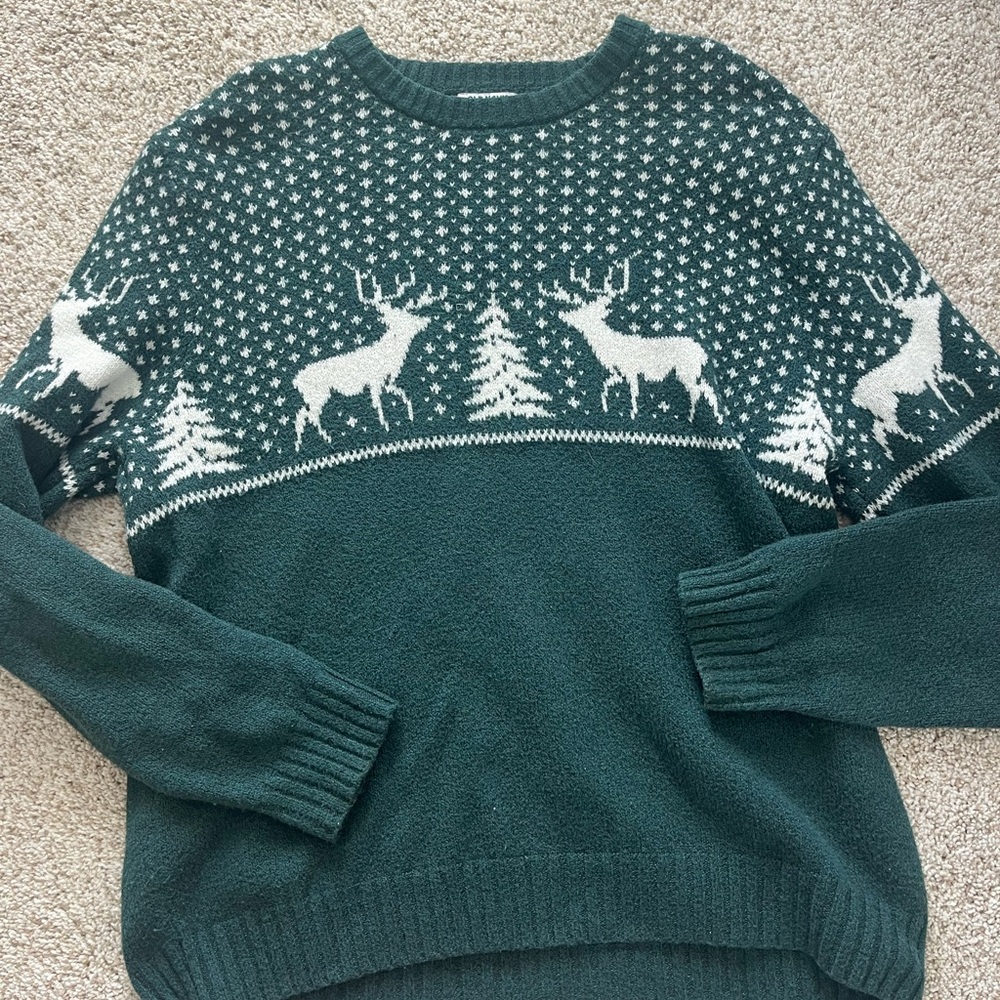 Old Navy Green and White Crewneck Sweater with Nordic Design